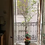 Maison De Village Dans Le Centre Du Vieux Quartier Holiday home *