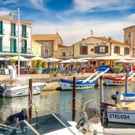 Maison De Village Dans Le Centre Du Vieux Quartier * Marseillan (Herault)